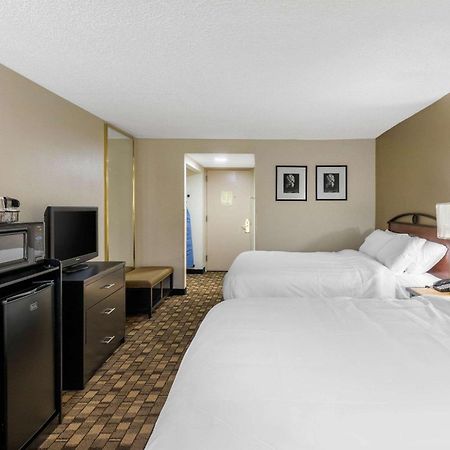 Quality Inn Tyler - Lindale Exterior photo