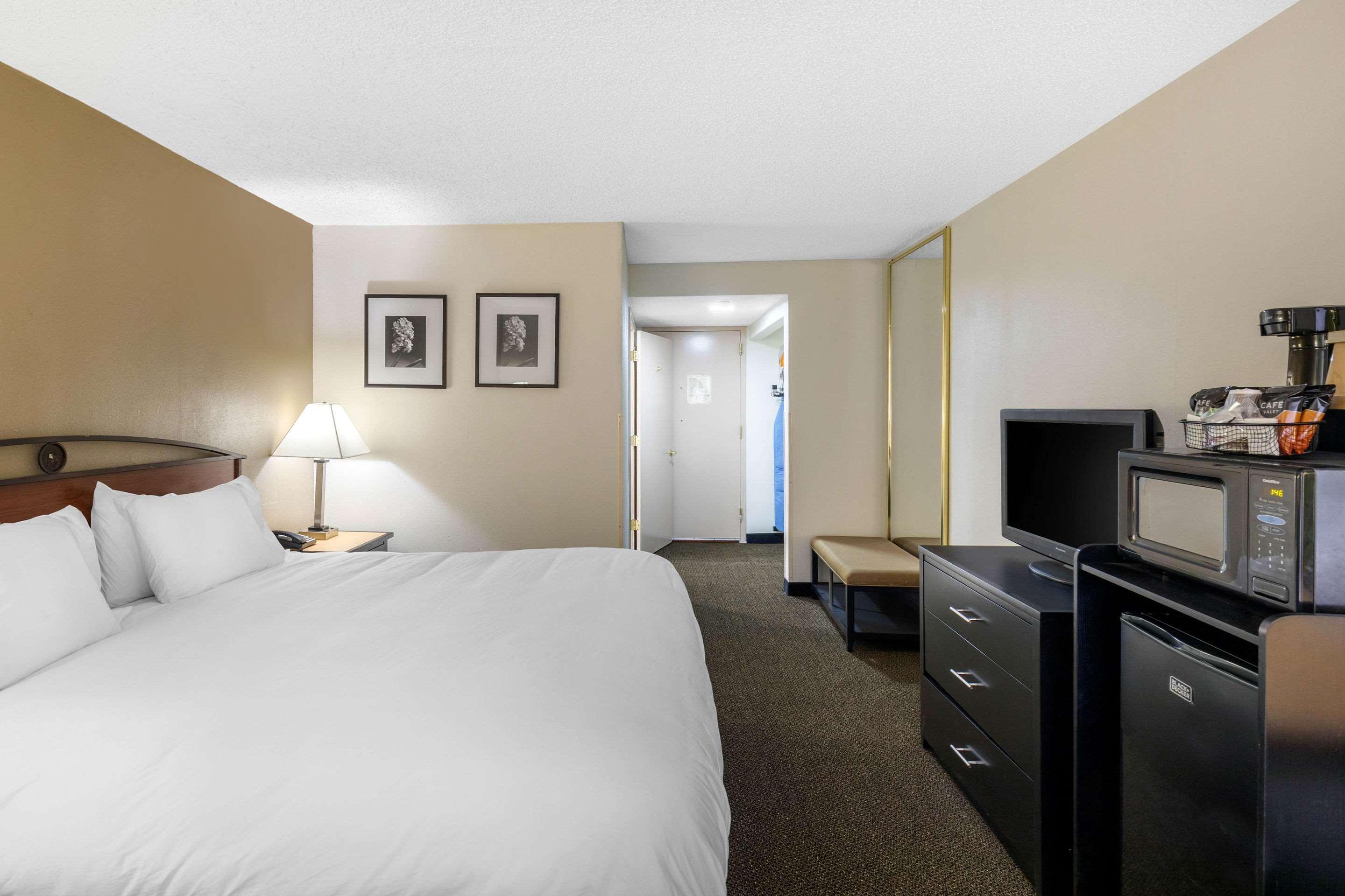 Quality Inn Tyler - Lindale Exterior photo