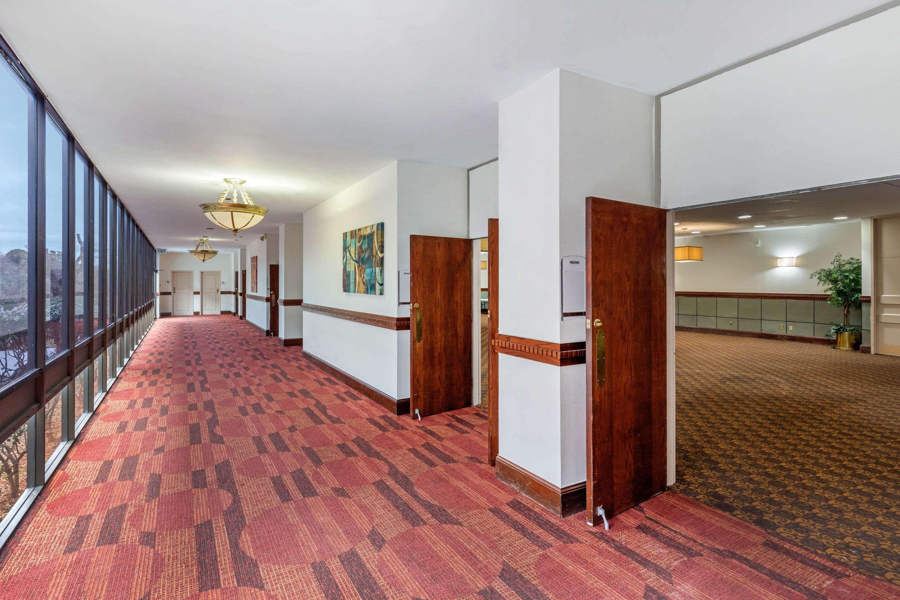 Quality Inn Tyler - Lindale Exterior photo