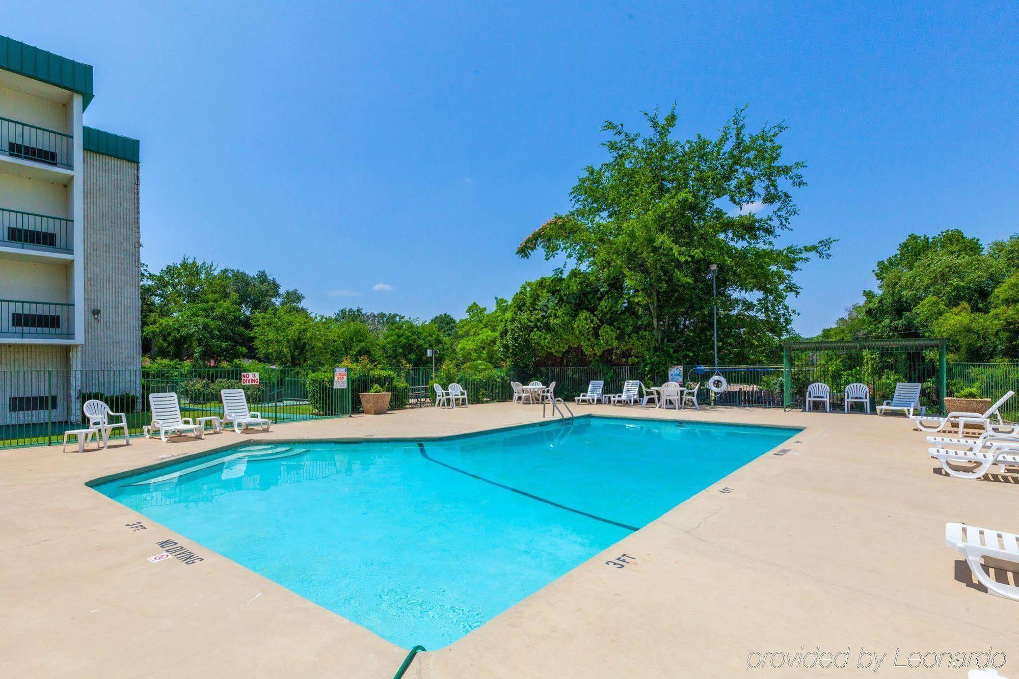 Quality Inn Tyler - Lindale Exterior photo