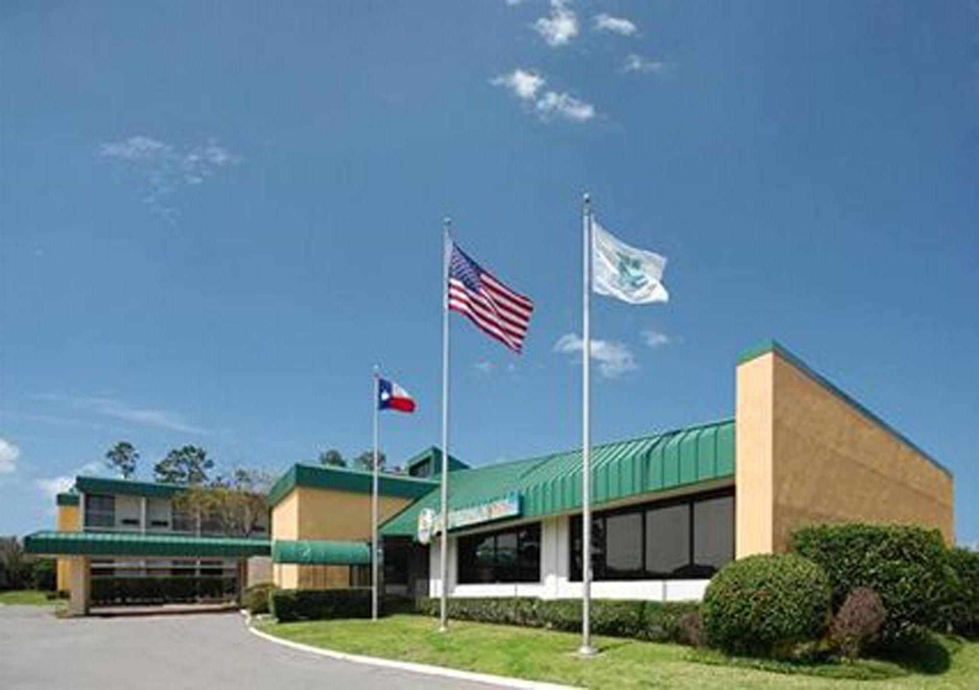 Quality Inn Tyler - Lindale Exterior photo